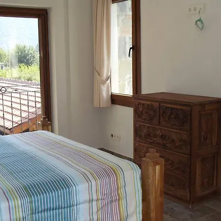 Kosten 4 8 Misafir Villa *